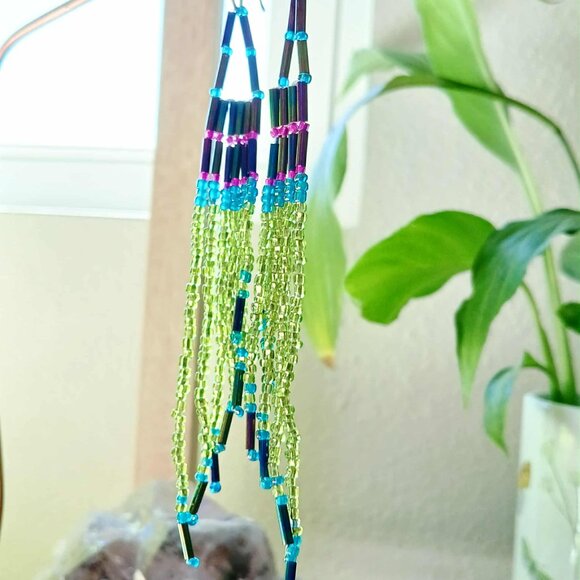 Boho Chic Seed Bead Fringe Dangle Earrings, Statement Artisan 5" - Picture 8 of 12